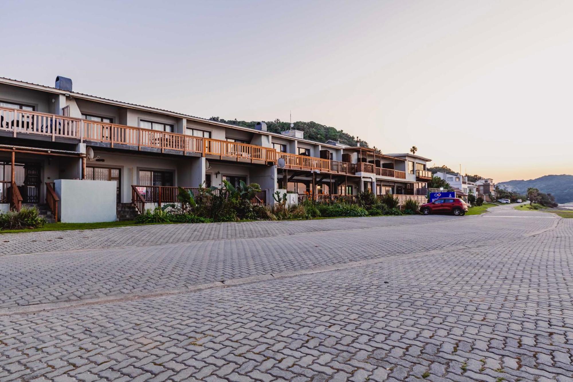 Mitford-on-sea Aparthotel